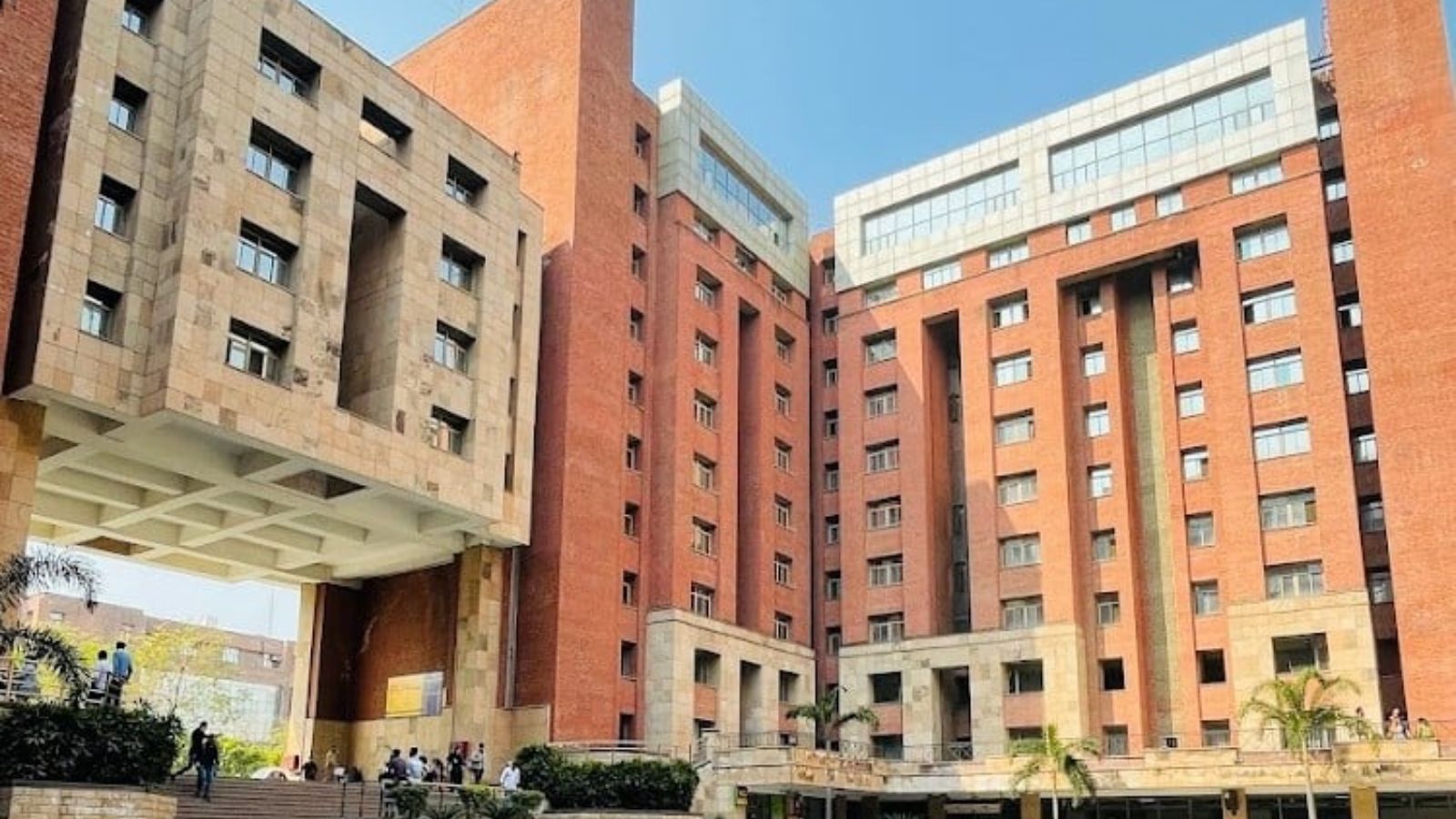 amity university noida campus