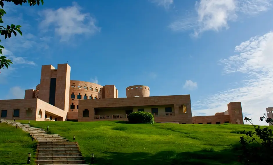 ISB-Indian-School-of-Business