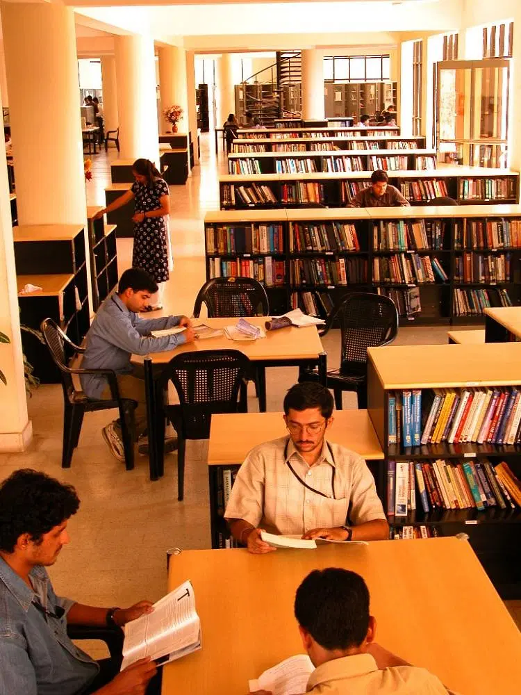 1512114800Library_3.jpg