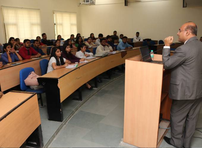 infra_classroom1.jpg
