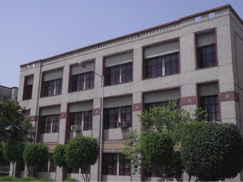campus3.jpg
