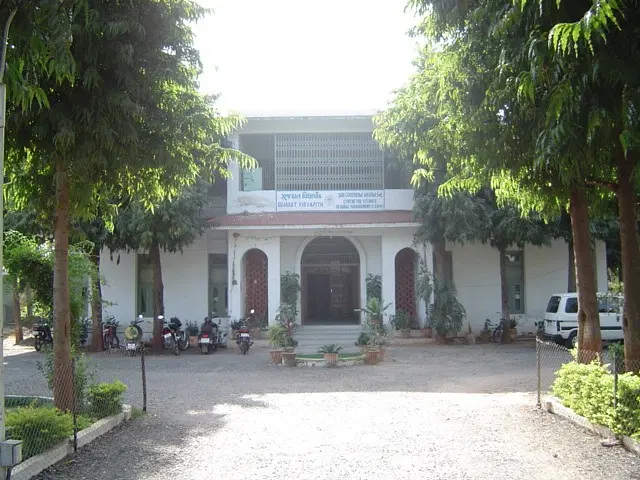 1421731579dept.jpg