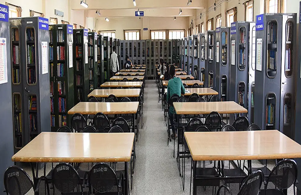 1473845267library.jpg