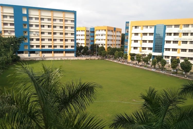 pimpri-chinchwad-university-pune-228648.jpg