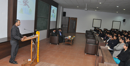 seminar2.jpg