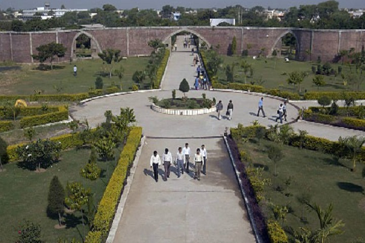 Campus_view_of_Sankalchand_Patel_College_of_Engineering_Visnagar_Campus-View.jpg